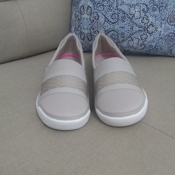 Ryka Olivera slip-on flats silver cloud NWT - Picture 5 of 8